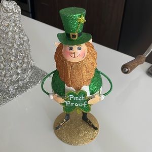 Pier 1 imports St Patrick’s ray decor and ornaments.